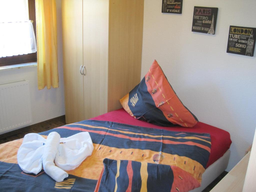 Central Wohnen Wilhelmshaven Room photo